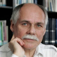 Prof. RNDr. Bedřich Moldan, CSc.